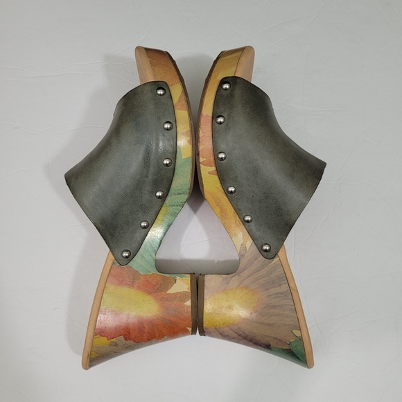 Korks by Kork Ease Painted Wood Studded Clogs - Picture 7 of 10